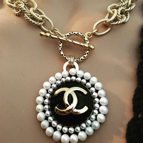 coco channel jewerly.